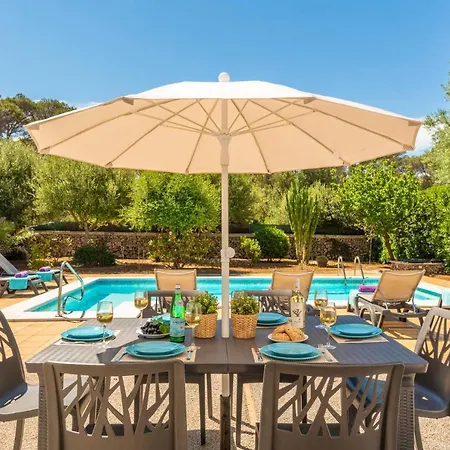 Chalet Tranquilo Y Acogedor A 50 Metros De La Playa Cala Blanca (Menorca)